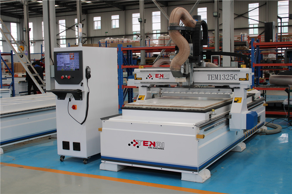 The different of multi head cnc machine and ATC cnc router machine?